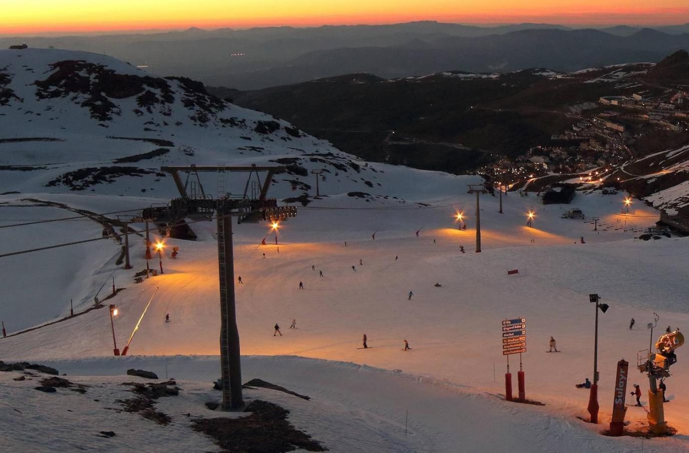 Vista Nevada Ski Lodge Сьєрра-Невада Екстер'єр фото